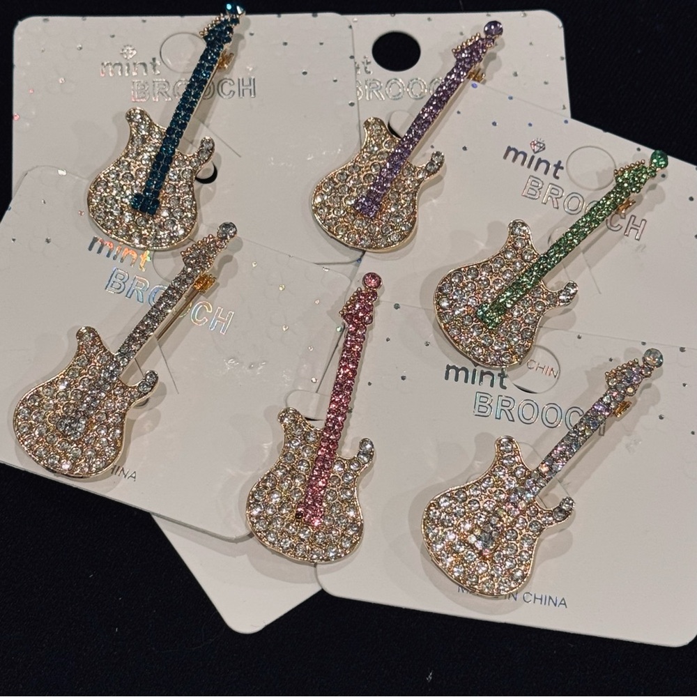 NWT Mint Crystal Electric Guitar Musical Brooch Pin - Pink - Picture 4 of 9